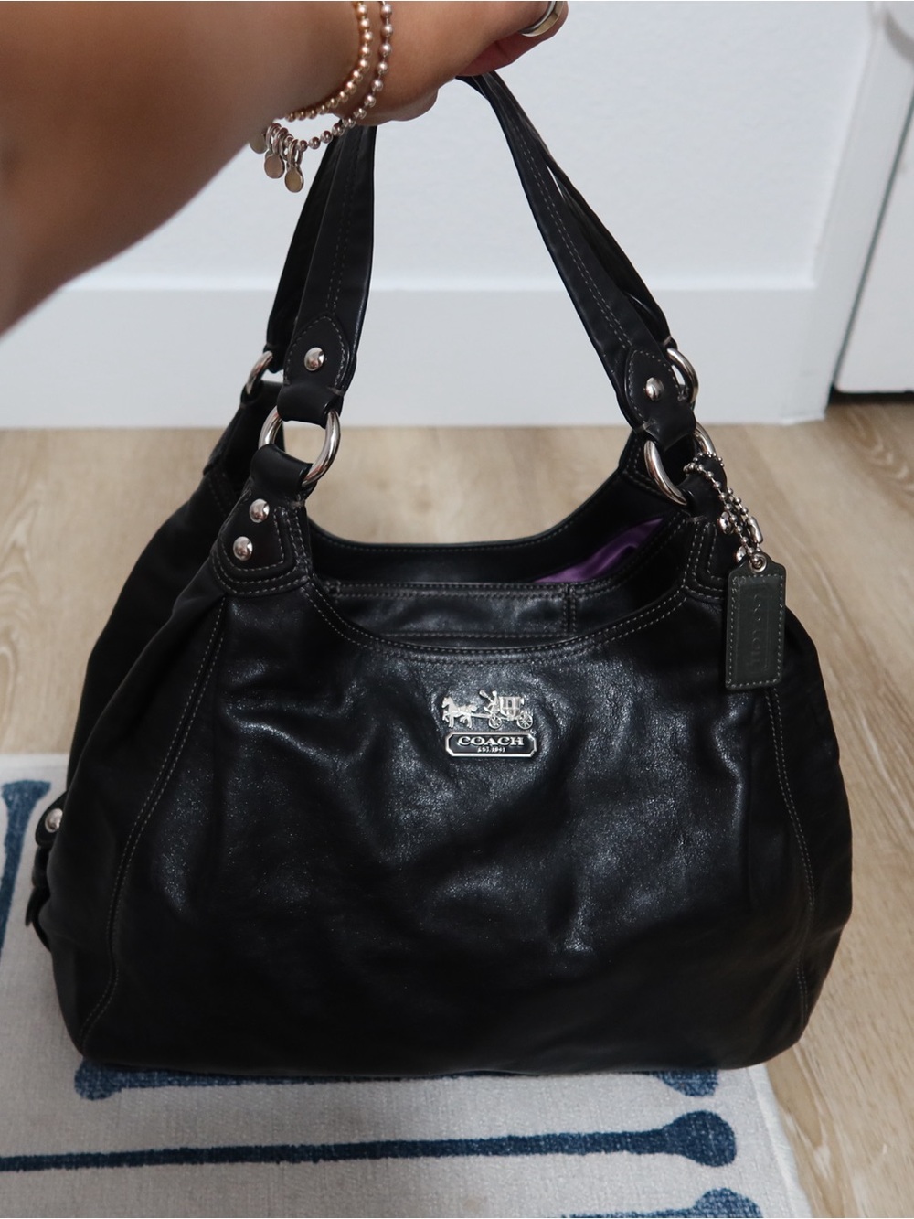 LIKE NEW!Vintage Coach Y2K Madison Maggie Shoulder Bag Metallic Black Leather XL - Picture 2 of 16